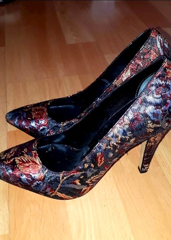 Desenli Vintage Stiletto Topuklu Ayakkabı - Görsel 4