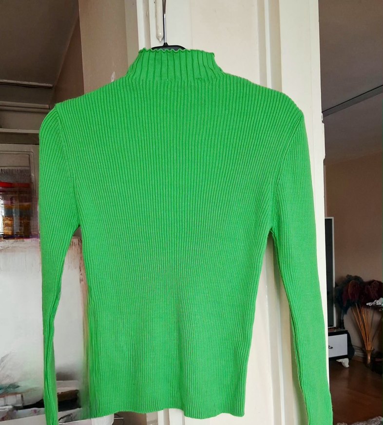 Yeşil Fitilli Boğazlı Kadın Kazak - Görsel 2