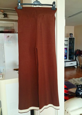 Kahverengi Düğmeli Uzun Kadın Takım - Görsel 3