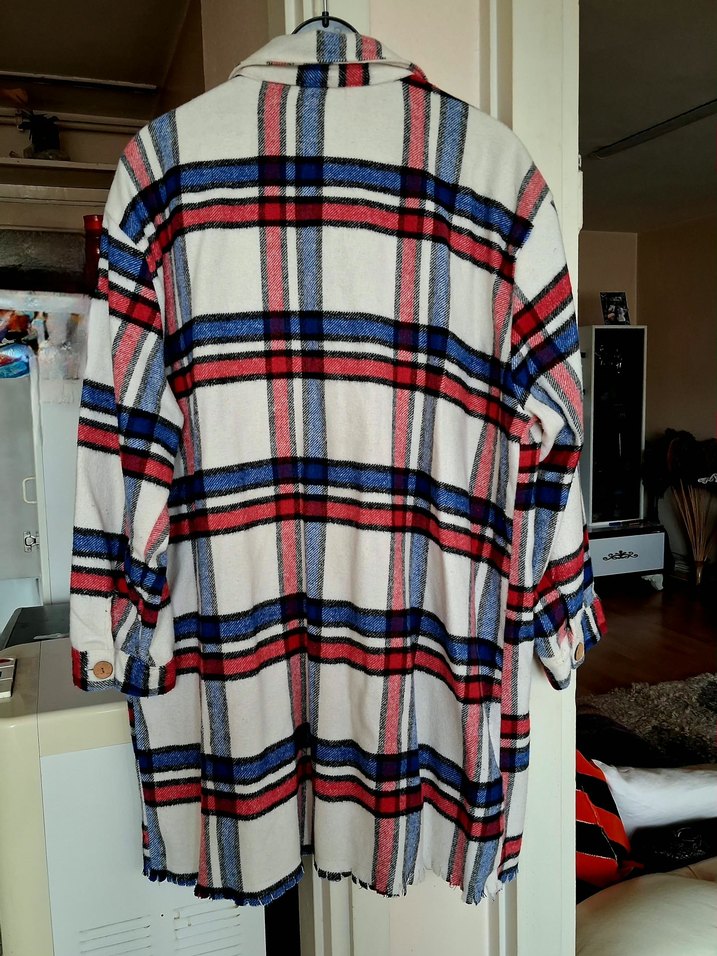 Düğmeli Midi Kadın Gömlek - Görsel 2