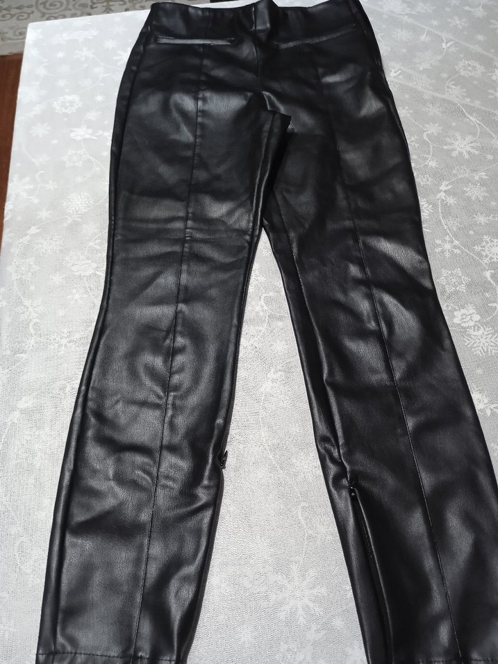 Zara Siyah Deri Midi Şort - Görsel 2