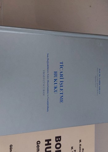 Ticari İşletme Hukuku Kitabı
