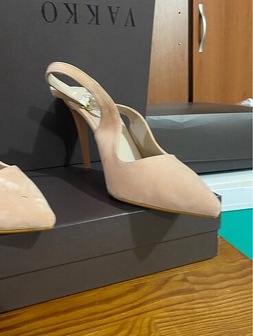 40 Beden ten rengi Renk Çok şık stiletto