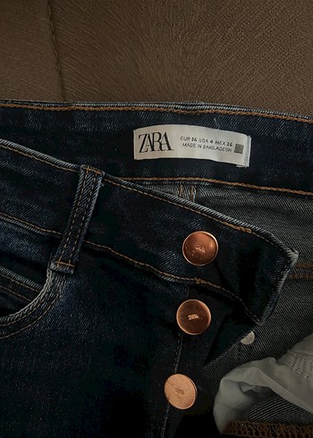 Zara Koyu Mavi Denim Jean