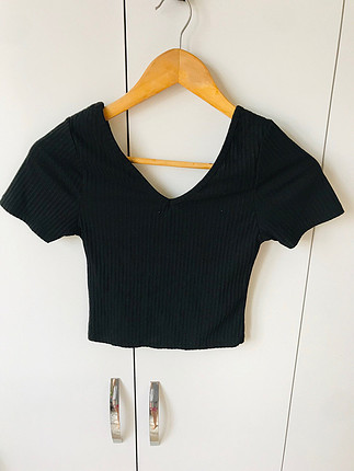 V yaka crop tişört 