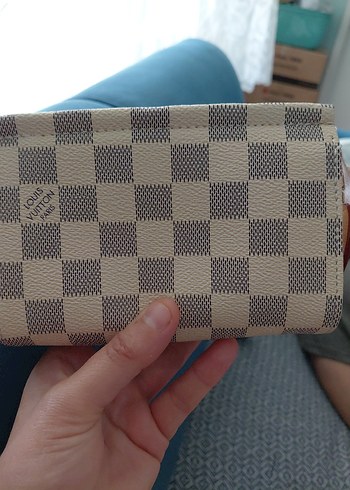 Louis Vuitton Ekose Deri Kadın Cüzdan orjınaldır kodu mm3275