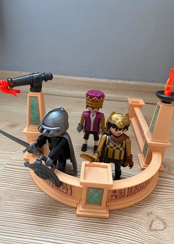 Playmobil üç figür ve alanı