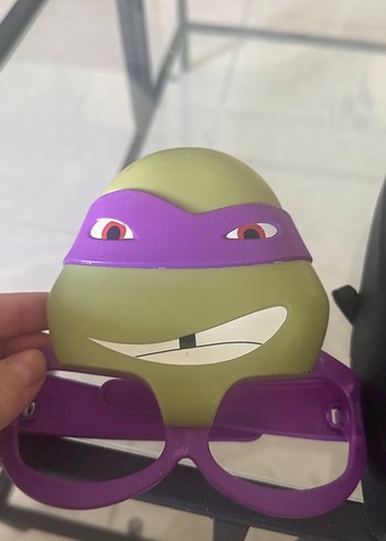 Diğer Erkekler İçin Batman ve Ninja Kaplumbağa Maskeleri