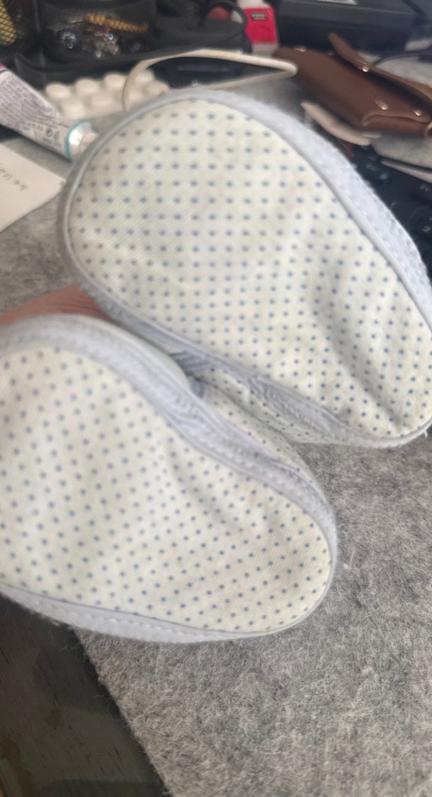 Gri Nakışlı Erkek Bebek Ev Patiği - Görsel 2