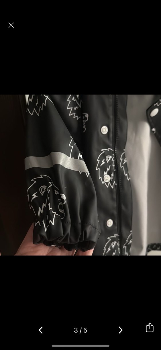 Siyah Baskılı Erkek Çocuk Yağmurluk yurtdısı - Görsel 4