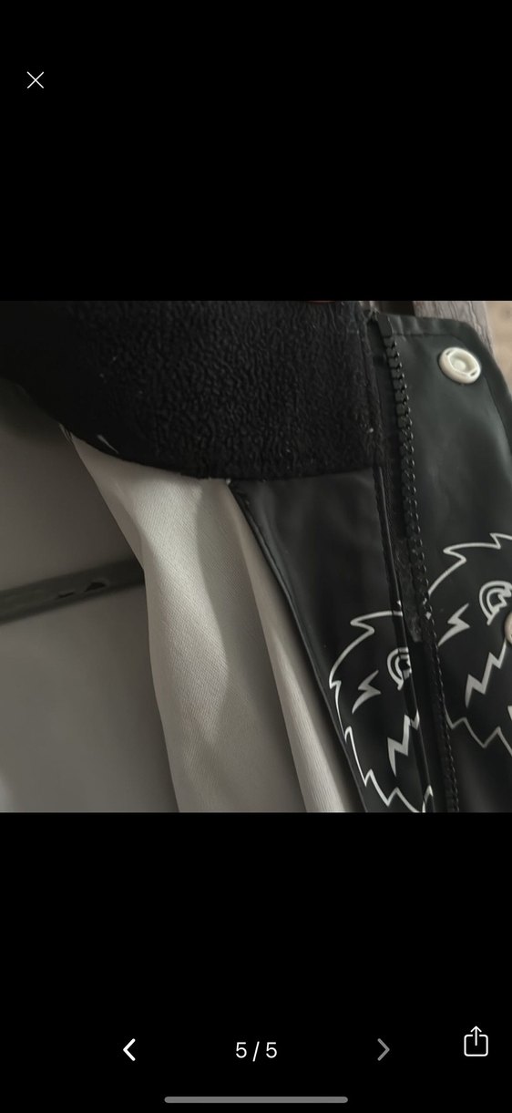 Siyah Baskılı Erkek Çocuk Yağmurluk yurtdısı - Görsel 5