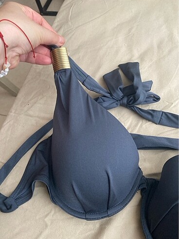 H&M Bikini üstü