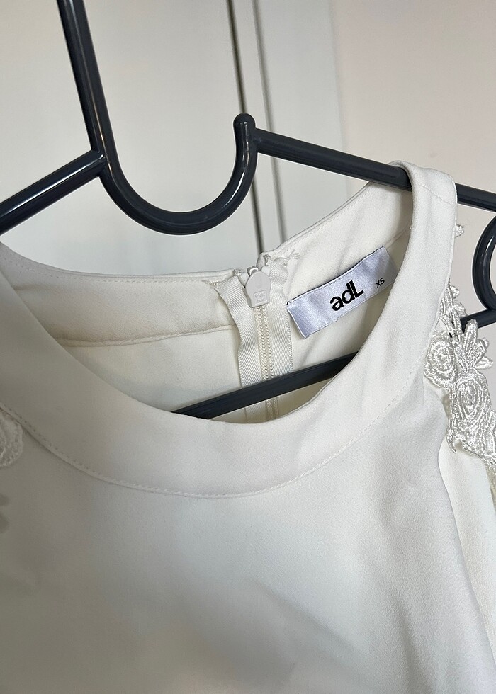 Beyaz elbise - Görsel 3