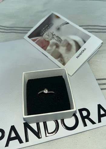 Pandora Pandora Eğik Kalp Yüzük