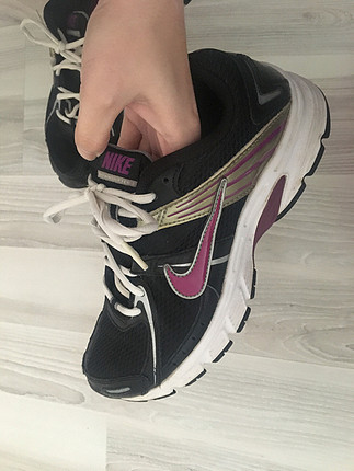 38 Beden siyah Renk Nike Orijinal Ayakkabı