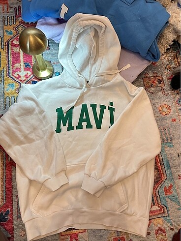 Mavi sweatshirt