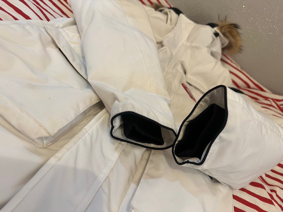 Beyaz erkek Kürklü Midi Parka canada goose marka - Görsel 4