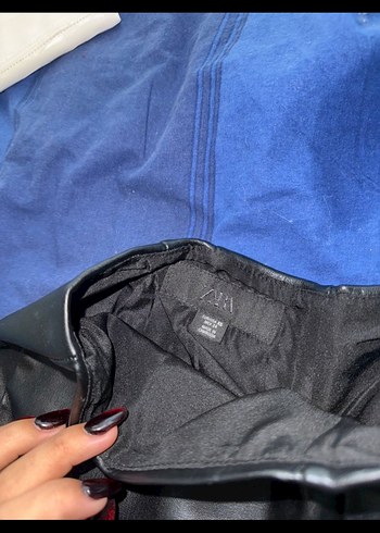 Siyah Deri Mini Şort zara - Görsel 3