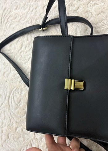 Siyah Deri Kadın Çanta Tokalı - Görsel 5