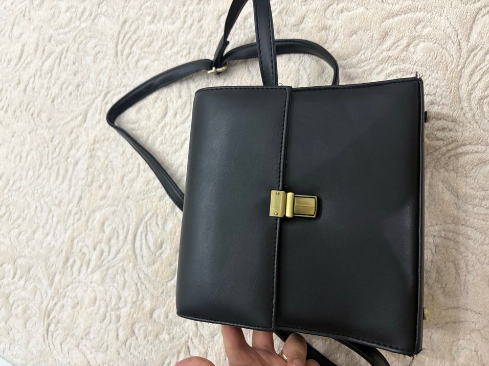 Siyah Deri Kadın Çanta Tokalı - Görsel 5