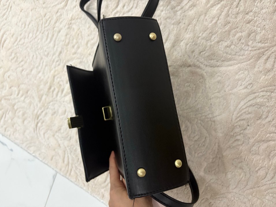 Siyah Deri Kadın Çanta Tokalı - Görsel 4