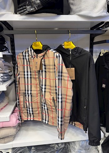Burberry Cift Tarafli Hafif Yagmurluk