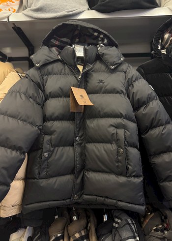 Burberry Siyah Kapusonlu Sisme Mont
