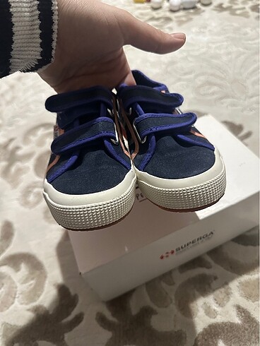 32 Beden lacivert Renk Orjinal superga erkek çocuk ayakkabı