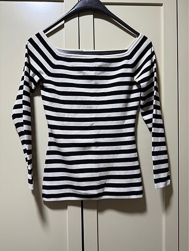 H&M kayık yaka bluz