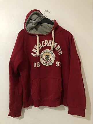 Sweatshirt şapkalı