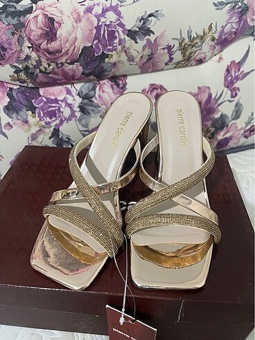 Pierre cardin topuklu sandalet