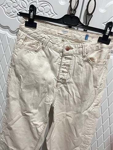 s Beden Mom jeans