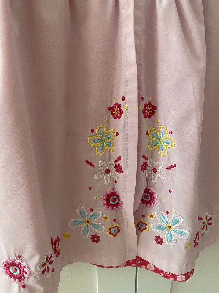 Kız Çocuk Nakışlı Düğmeli Yazlık Elbise - Görsel 2