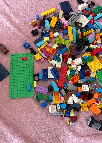  Beden Renk Çeşitli Renklerde Lego Parçaları