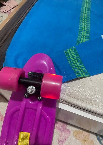 Renkli Pembe Çocuk Kaykay - Görsel 3