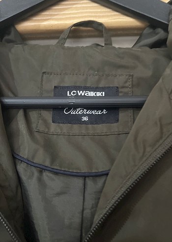 Kapşonlu yağmurluk - Görsel 2