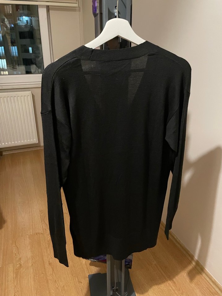 Düğmeli Siyah Midi Kadın Hırka - Görsel 4