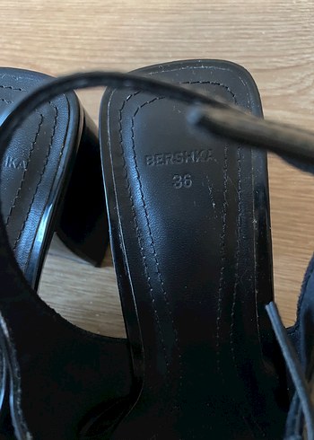 Klasik Siyah Tokalı Blok Topuklu Kadın Ayakkabı - Görsel 2