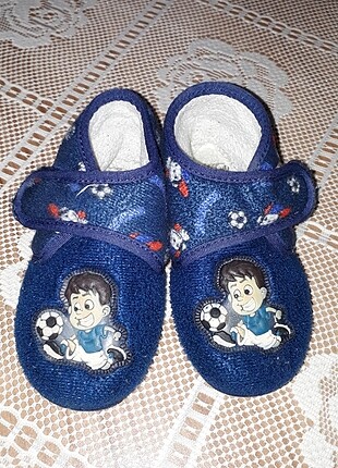 Ev ayakkabısı