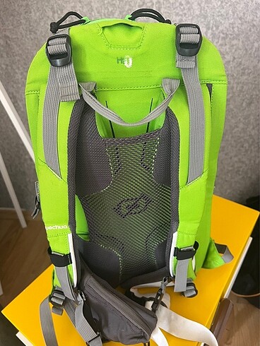 Beden yeşil Renk Decathlon Quechua forclaz air 22L sırt çantası hiking bag