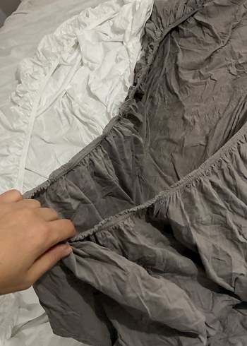 Gri Düz Lastikli Çarşaf - Görsel 3