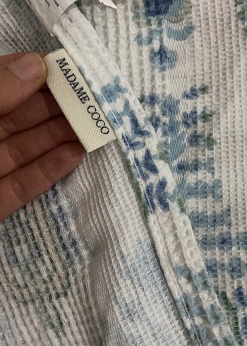 Açık Mavi Batik Desenli Yatak Örtüsü - Görsel 3