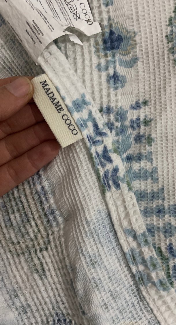 Açık Mavi Batik Desenli Yatak Örtüsü - Görsel 3