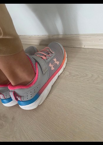 Under Armour marka orjınal  Çocuk Pembe Gri Spor Ayakkabı Velcr - Görsel 7