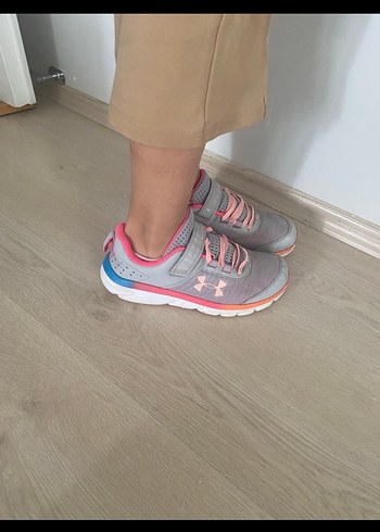 Under Armour marka orjınal  Çocuk Pembe Gri Spor Ayakkabı Velcr - Görsel 5