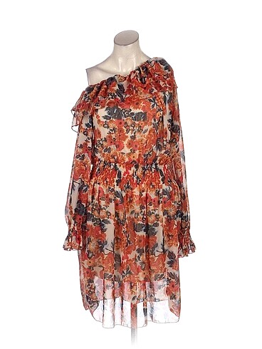 PreLoved Kısa Elbise %70 İndirimli.