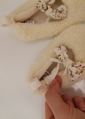 Kızlar için Beyaz Peluş Ev Terliği - Görsel 2