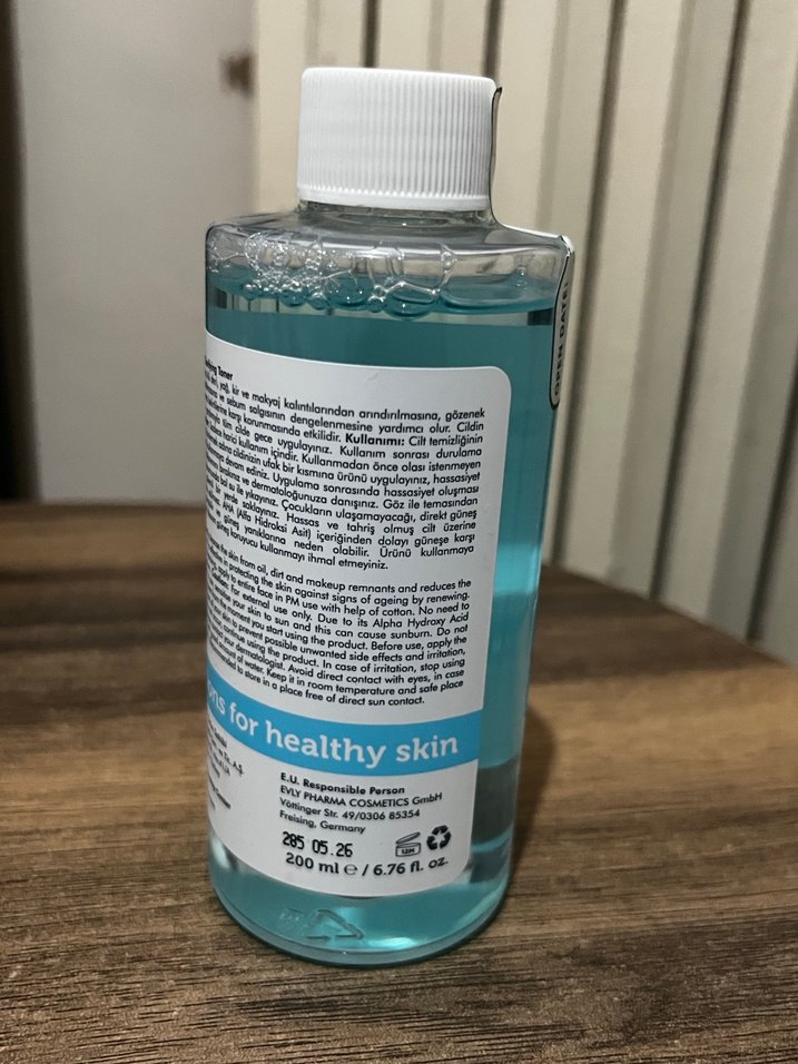 The Purest Canlandırıcı ve Gözenek sıkılaştırıcı Toner - Görsel 2