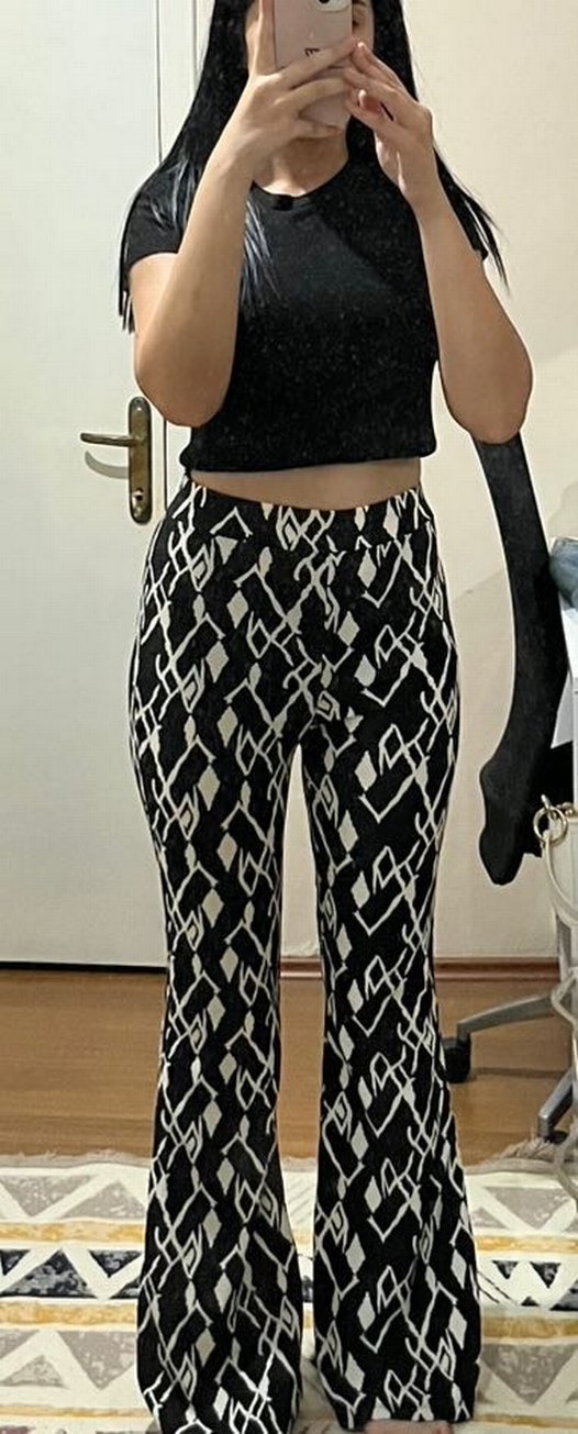 Siyah Desenli Kadın Pantolon - Görsel 2