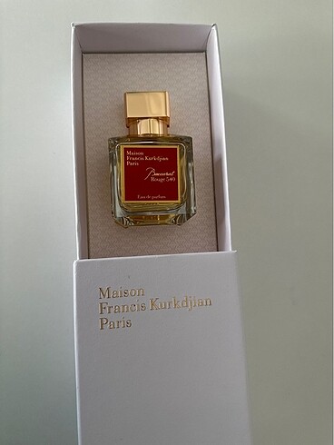  Beden Maison francis kurkdjian Paris parfüm hiç kullanılmamıştır